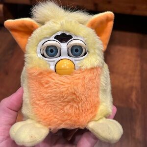 Furby Baby Sunny Yellow 1999 WORKING Yellow Orange Vintage Model 70-940